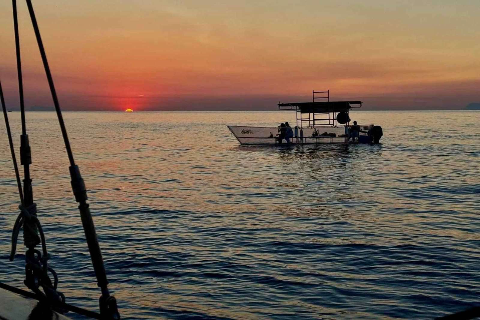 Scilla: sunset aperitif aboard the Explorer transparent boat