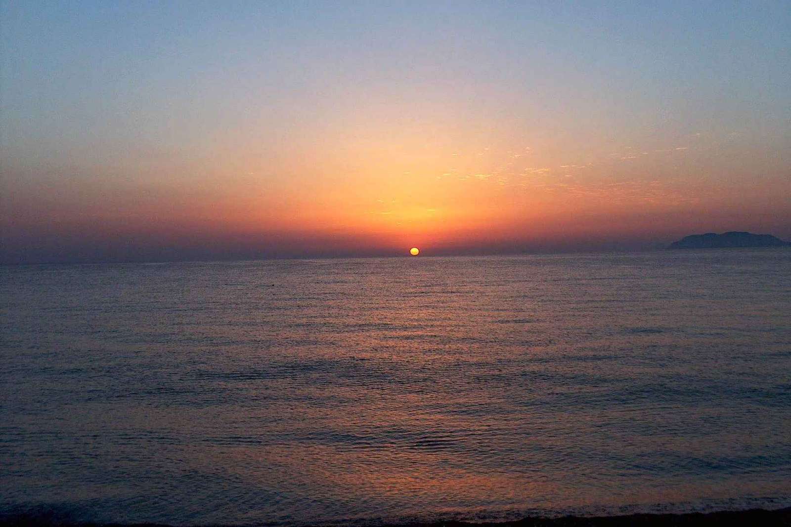 Milazzo: tour in barca delle Isole Eolie con tramonto a Stromboli