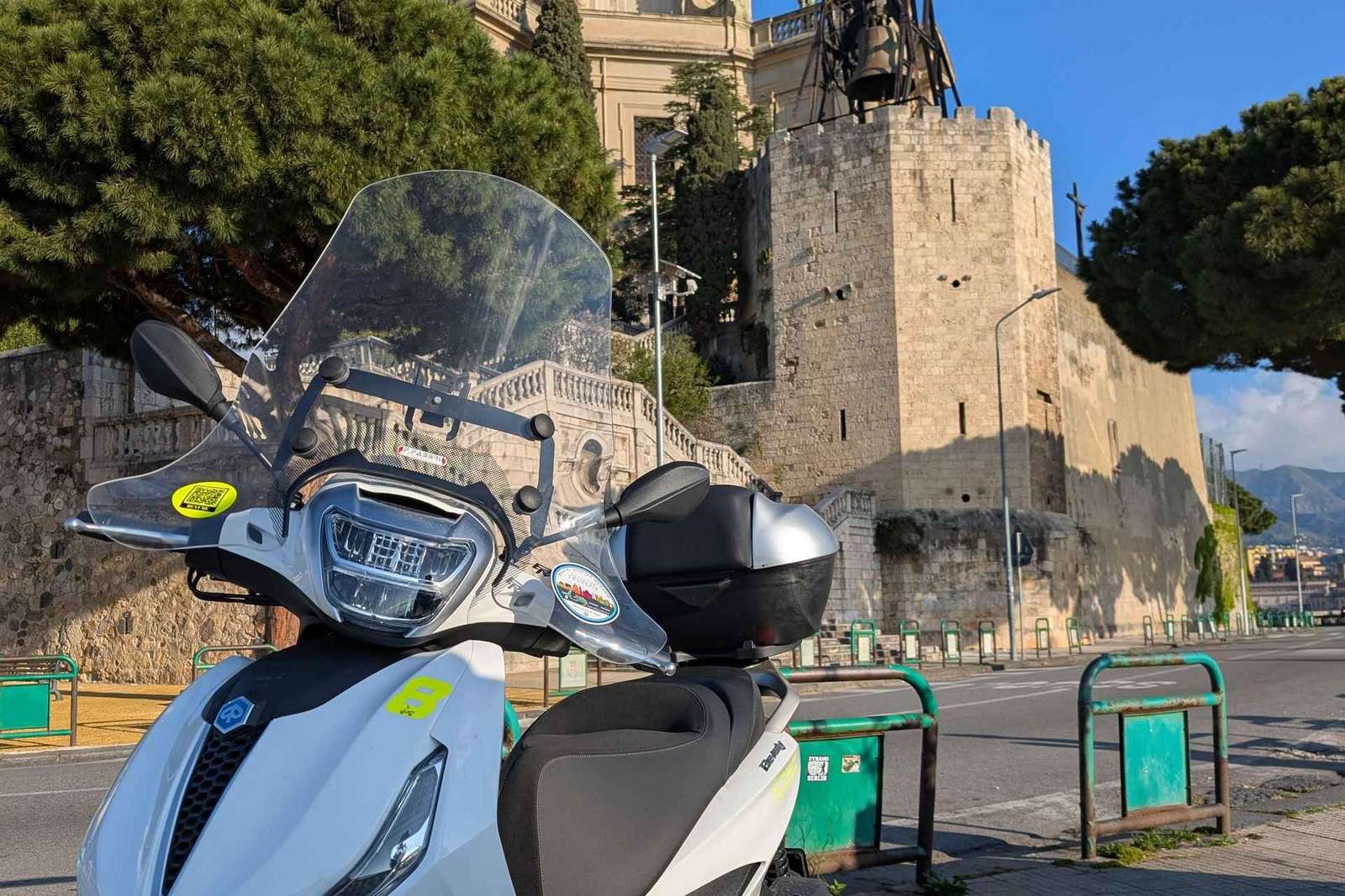 Taormina On The Road med skoter