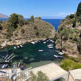 Messine: excursion privée d'une journée sur la côte ionienne avec dégustation de cannoli