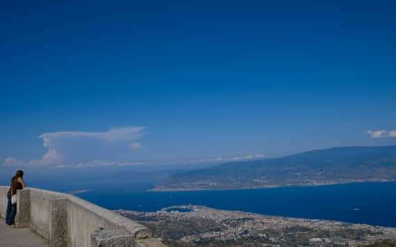 Messina: Dinnammare Sanctuary & 2 Seas Panoramic View