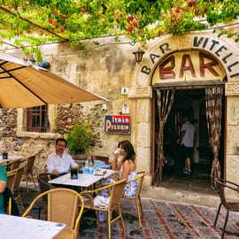 Vanuit Messina: excursie langs de kust naar Savoca (The Godfather) en Taormina