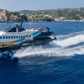 Isole Eolie: Biglietto per il traghetto tra Lipari e Milazzo