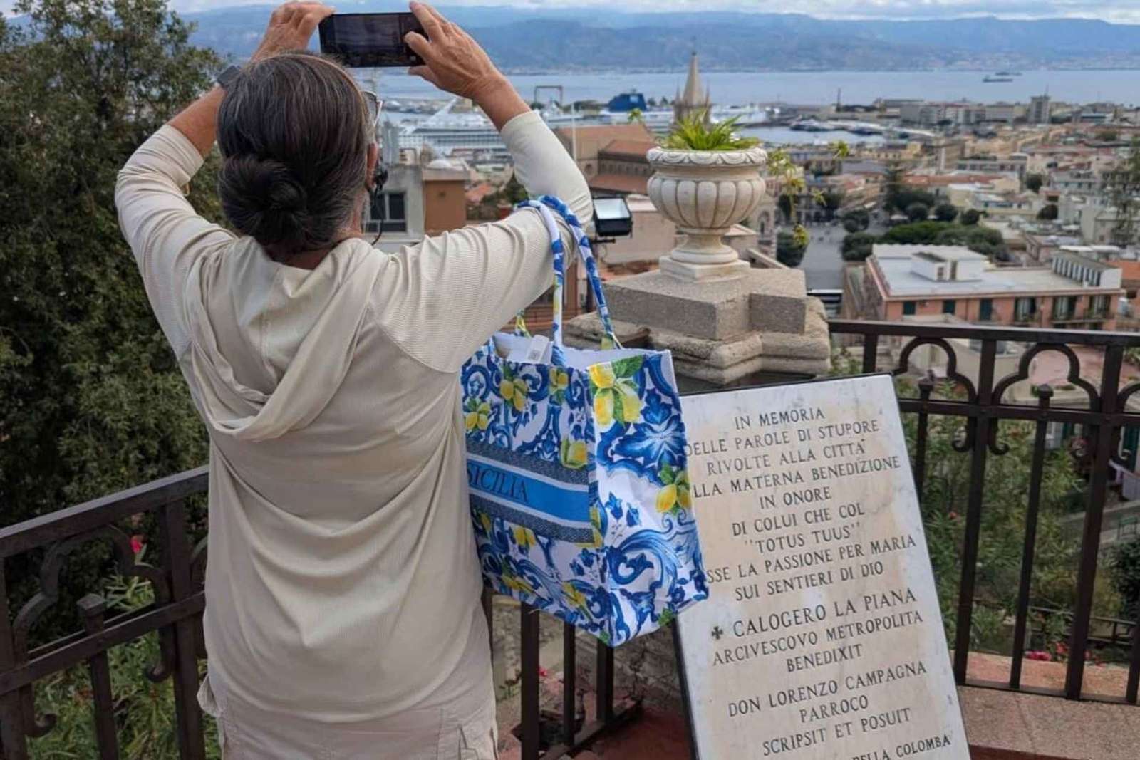 Messina: fotowandeling met gids en klokkentoren