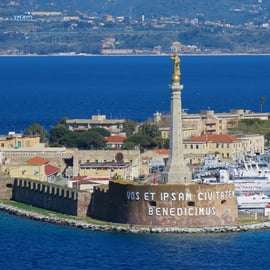 Messina: fotowandeling met gids en klokkentoren