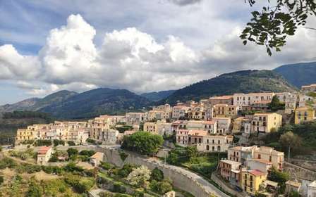 Messina: Discover Castroreale's Medieval Old Town
