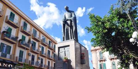 Statue of St. Annibale Maria of France