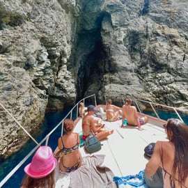 Alfotour tour 3 hour grotte di bagnara